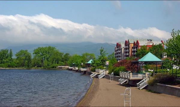 Baie-de-Magog beach